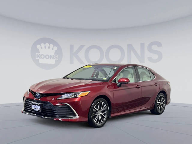 2022 Toyota Camry Hybrid XLE FWD photo