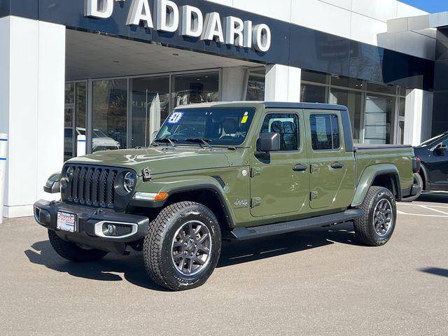 2021 Jeep Gladiator Overland 4WD photo