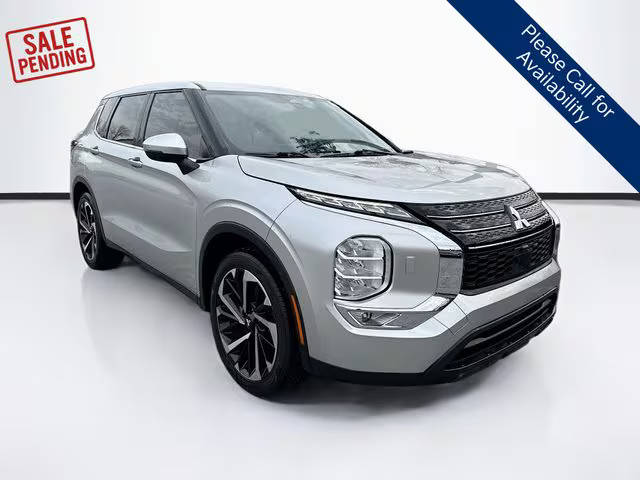 2022 Mitsubishi Outlander ES 4WD photo