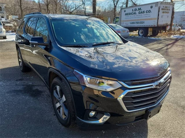 2021 Chevrolet Traverse LT Leather AWD photo