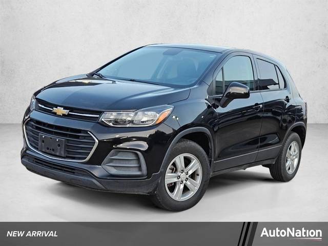 2022 Chevrolet Trax LS AWD photo