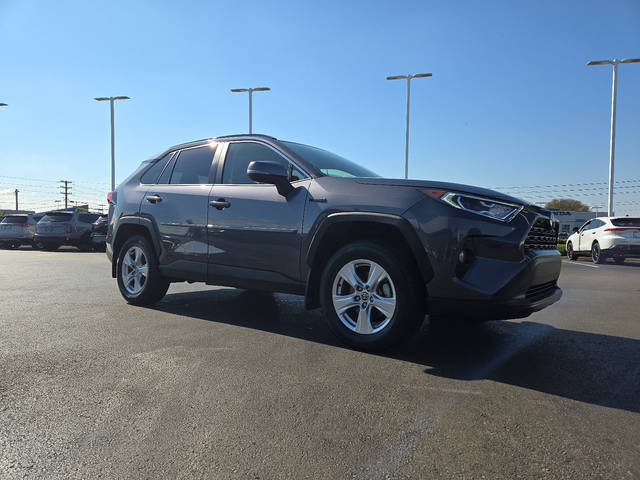 2021 Toyota RAV4 Hybrid XLE AWD photo