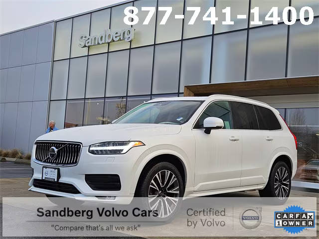 2022 Volvo XC90 Momentum AWD photo