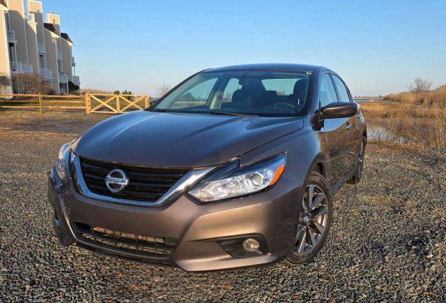 2017 Nissan Altima 2.5 SV FWD photo