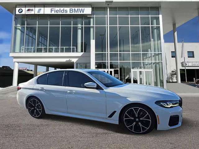 2022 BMW 5 Series 530i RWD photo