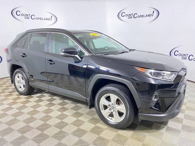 2021 Toyota RAV4 Hybrid XLE AWD photo