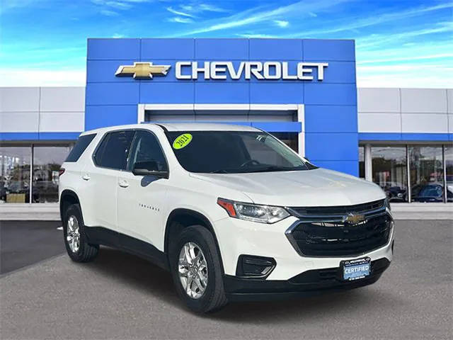 2021 Chevrolet Traverse LS FWD photo