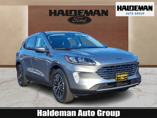 2022 Ford Escape Titanium Plug-In Hybrid FWD photo