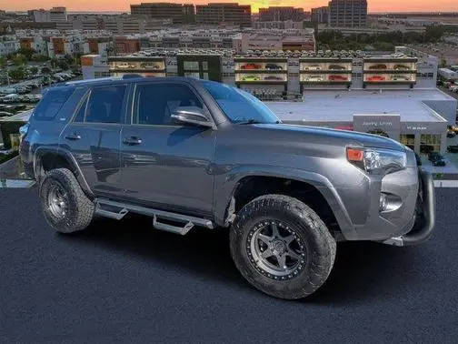 2022 Toyota 4Runner SR5 Premium RWD photo