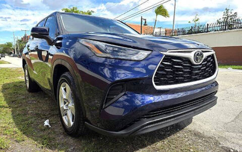 2022 Toyota Highlander L FWD photo