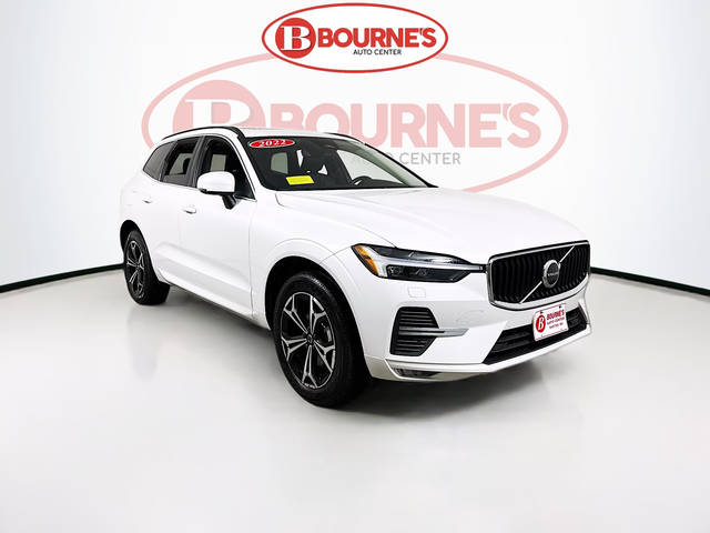 2022 Volvo XC60 Momentum AWD photo