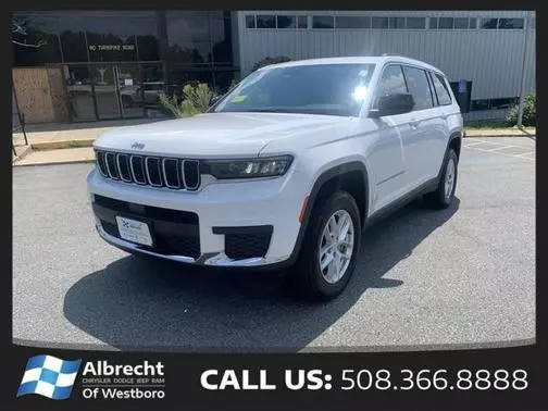 2021 Jeep Grand Cherokee L Laredo 4WD photo