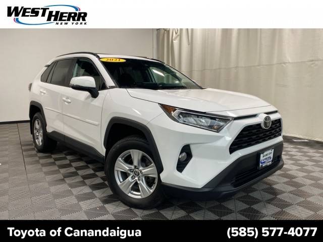 2021 Toyota RAV4 XLE AWD photo