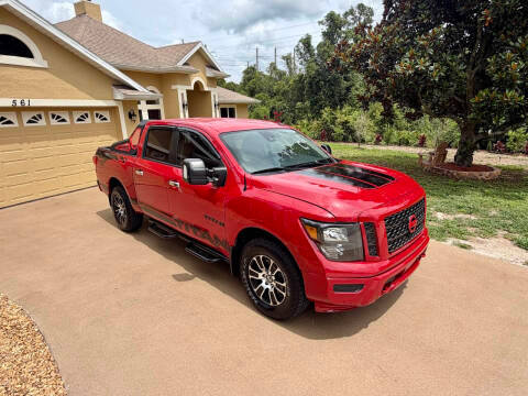 2021 Nissan Titan SV 4WD photo