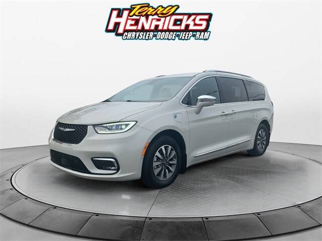 2021 Chrysler Pacifica Minivan Hybrid Limited FWD photo