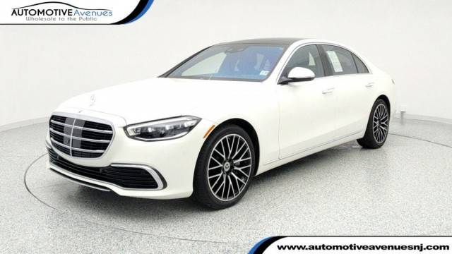 2022 Mercedes-Benz S-Class S 500 AWD photo