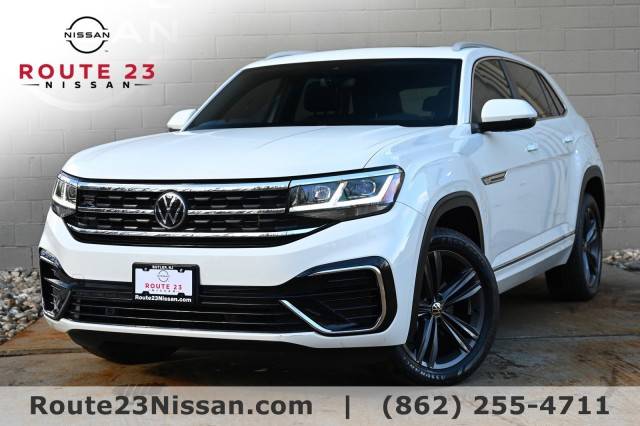 2022 Volkswagen Atlas Cross Sport 2.0T SEL R-Line AWD photo