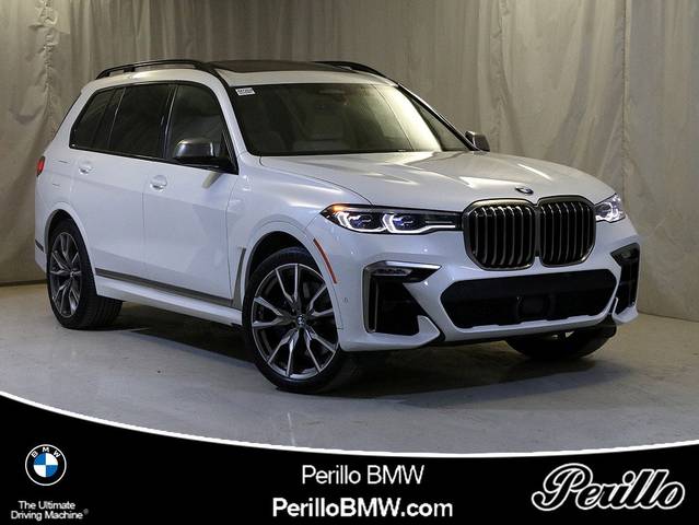 2022 BMW X7 M50i AWD photo