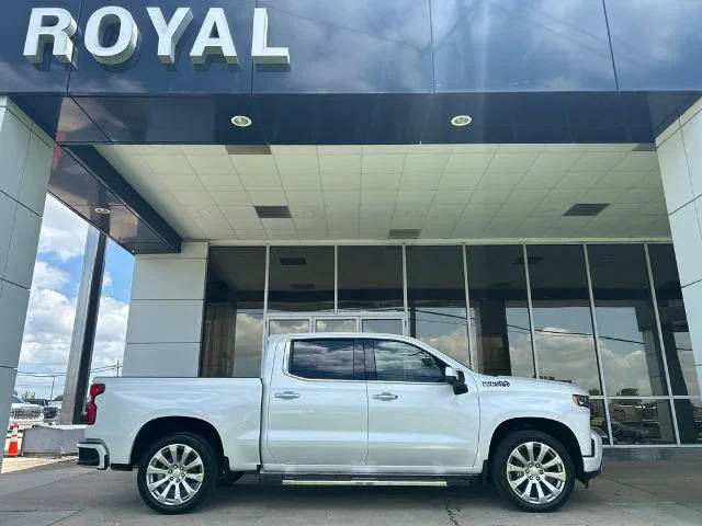 2022 Chevrolet Silverado 1500 High Country 4WD photo