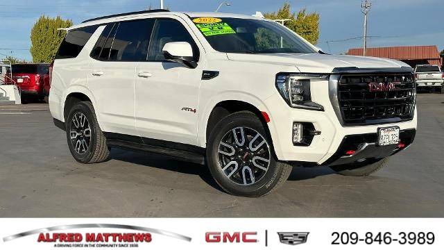 2022 GMC Yukon AT4 4WD photo