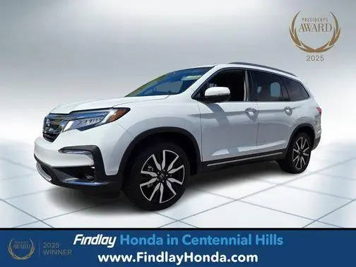 2022 Honda Pilot Touring 8-Passenger FWD photo
