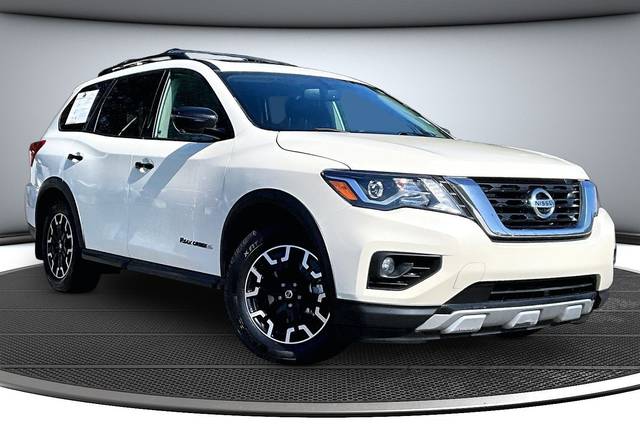2019 Nissan Pathfinder SL 4WD photo