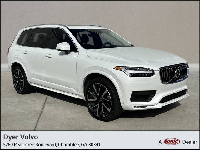 2022 Volvo XC90 Momentum AWD photo