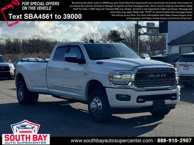 2022 Ram 3500 Limited 4WD photo