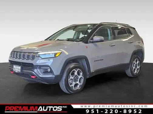 2022 Jeep Compass Trailhawk 4WD photo