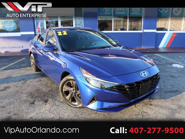 2022 Hyundai Elantra SEL FWD photo