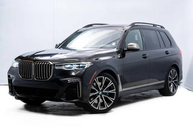 2022 BMW X7 M50i AWD photo
