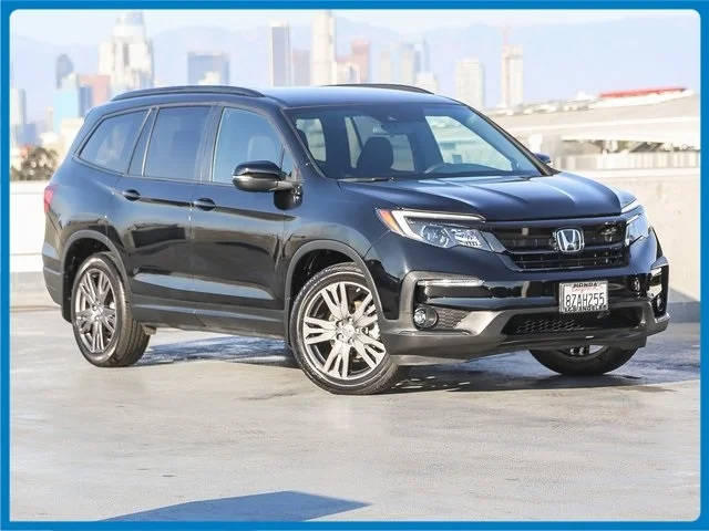 2022 Honda Pilot Sport FWD photo