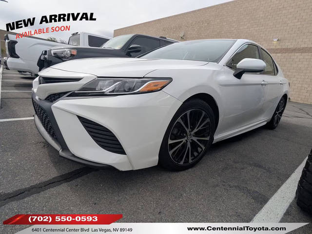 2019 Toyota Camry SE FWD photo