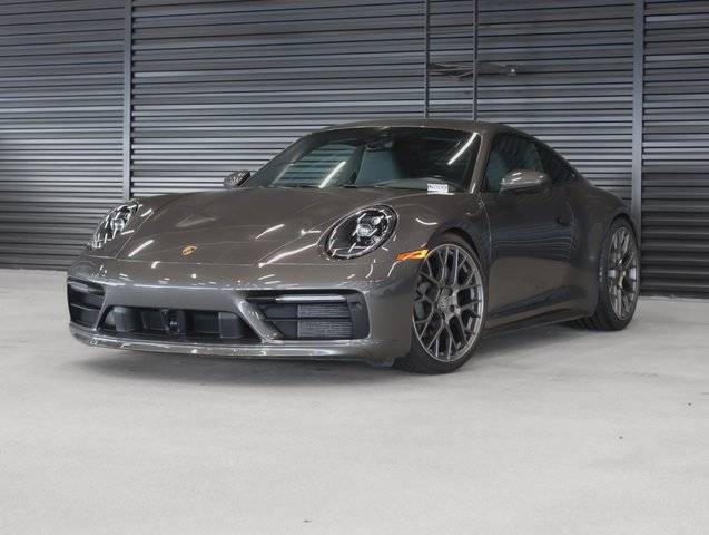 2022 Porsche 911 Carrera RWD photo