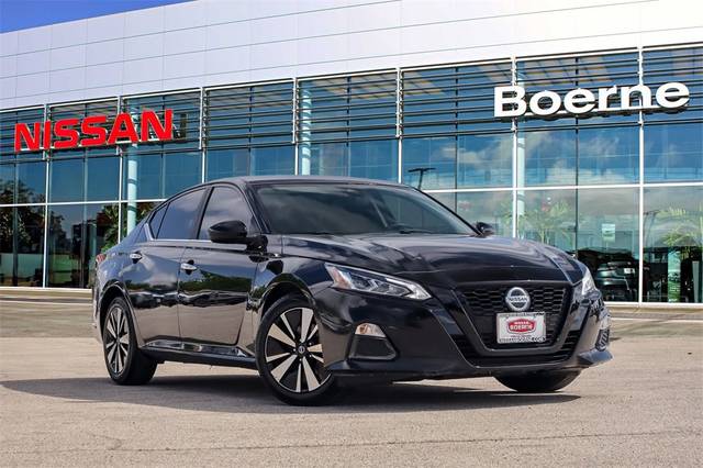 2021 Nissan Altima 2.5 SV FWD photo