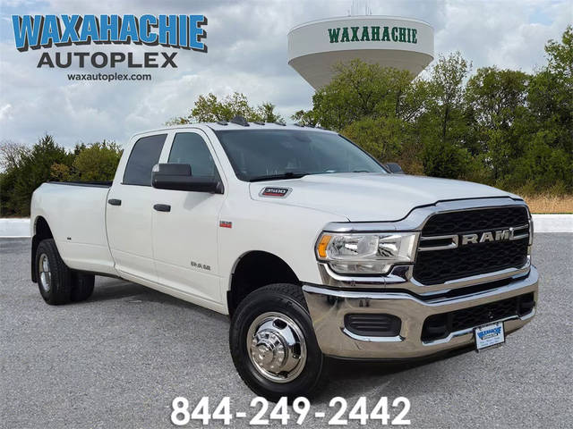 2022 Ram 3500 Tradesman 4WD photo