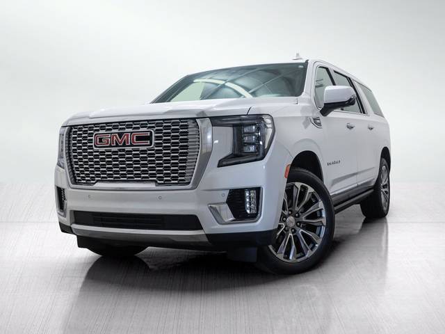 2022 GMC Yukon XL Denali 4WD photo