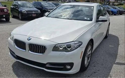 2015 BMW 5 Series 528i xDrive AWD photo