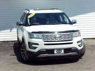 2016 Ford Explorer Platinum 4WD photo