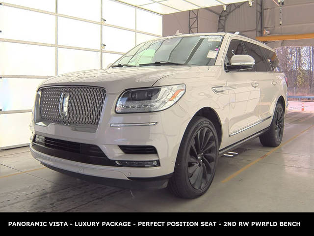 2021 Lincoln Navigator Reserve RWD photo