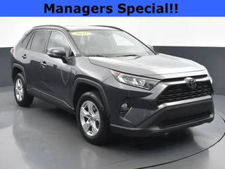 2021 Toyota RAV4 XLE FWD photo