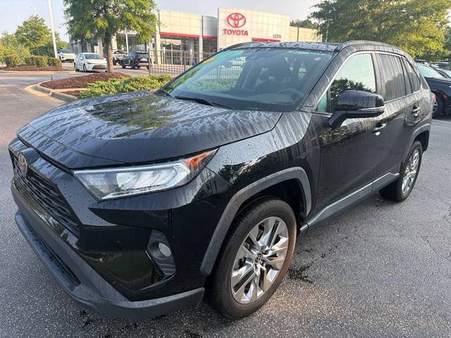 2021 Toyota RAV4 XLE Premium FWD photo