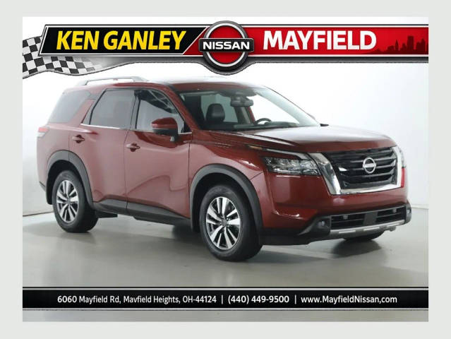 2022 Nissan Pathfinder SL 4WD photo