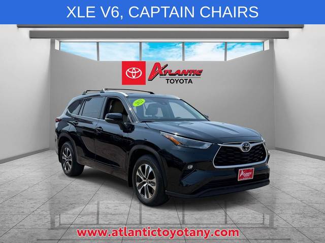 2022 Toyota Highlander XLE AWD photo