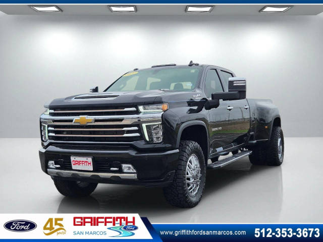 2022 Chevrolet Silverado 3500HD High Country 4WD photo
