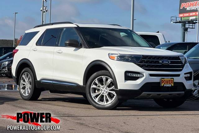 2021 Ford Explorer XLT 4WD photo