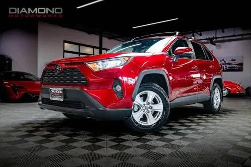 2021 Toyota RAV4 XLE AWD photo