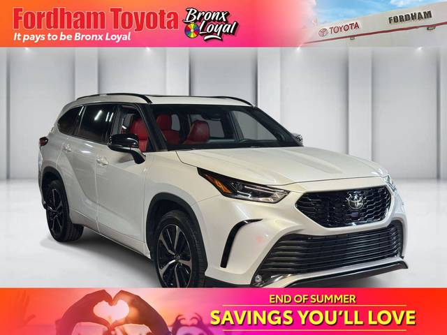 2022 Toyota Highlander XSE AWD photo