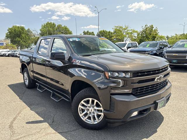2022 Chevrolet Silverado 1500 RST 4WD photo