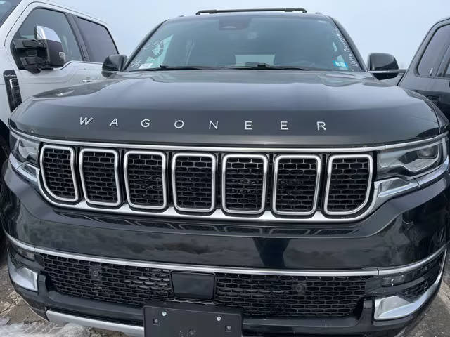 2022 Jeep Wagoneer Series II 4WD photo